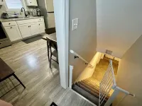 E Maple-The Pleasant Home-Comfort & Ease Hotels in York County