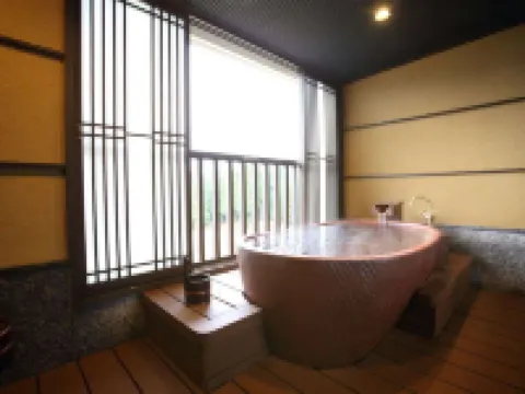 Fukumitsu Hanayama Onsen Hotel a Nanto