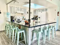 Large home / pool near the Catelina Foothills