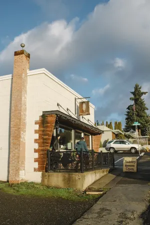 Cozy Guest Home in Downtown White Salmon