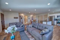 Flagstaff Country Mountain Getaway, Pet Friendly & Family Friendly! Hotels in Coconino County