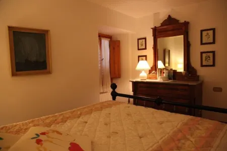 Apartment/ flat - Loro CiuffennaHouse with character Отели в г. Лоро-Чуффенна