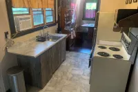 Charming Hideaway suite in the heart of the PA Grand Canyon with AC, WiFi