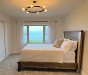 Lake Erie Escape - Erie, PA Hotels near Warner Theatre