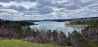 Cozy Lake Cottage with private view of Table Rock Lake and Arkansas Mountains.