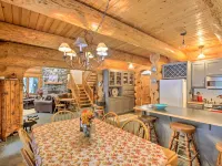 Luxury Riverfront Log Cabin Near Stevens Pass with Hot Tub & Two-Story Fireplace Hotels in Baring