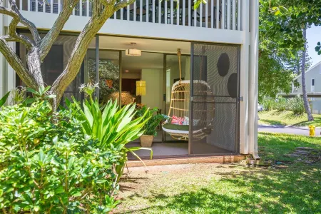 Design Meets Aloha: Spacious Turtle Bay Retreat