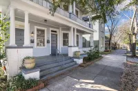 Farmhouse 3 bedroom downtown by River Walk No cleaning fee Hotels near SandiCastles