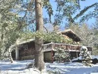 Cute Cozy Catskill Escape Hotels near Kaaterskill Falls