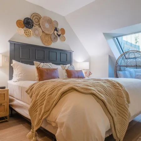 Remodeled modern ski-in/ ski-out condo in Keystone, 1 bd/1 ba, sleeps 4