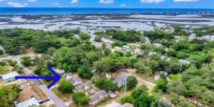 Egret's Cove-Free Beach Pass, Near Golfing and Marina, Walk to Restaurants!