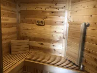 2A2J Barn pool Getaway 9 miles to WEC