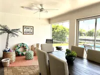 A Happy Place waiting for you. Just 7 minutes away from Fisherman’s Village!
