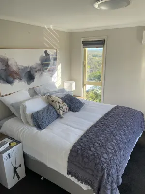 Across the road from the beach and 3 minutes walk to vibrant Peregian Village