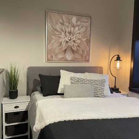 NEW, NEW, NEW!  Wabasha downtown studio113 Pembroke Ave Unit #102