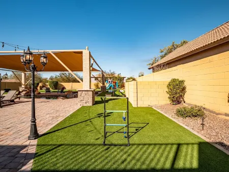 6Br 5BA, Huge Canopy, Pool Spa, Indoor, Outdoor Games, Pickleball, Much More! Отели в г. Глендейл