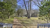 Historic Charm in St. Elmo 3Br/3BA Situated on over an Acre at Base of Lookout