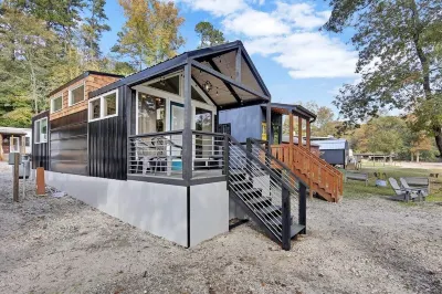 The River Birch Tiny House on the Saluda River