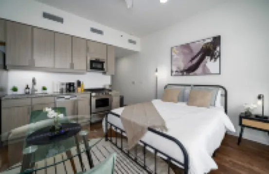 Chic Downtown Studio Oasis w/ Private Balcony