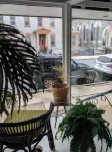 Storefront Studio: Your Unique Retreat on Jim Thorpe's East Side