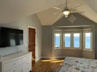 Direct Waterfront Home, Fully Furnished, Relax & Enjoy