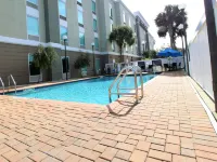 Hampton Inn & Suites Palm Coast - Pools