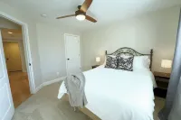 Cozy Parkside Mountain Retreat  - Parkside Haven Hotels near Springville City Skate Park