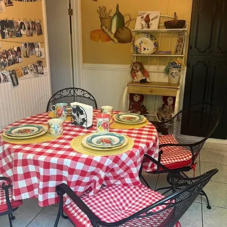 Charming Victorian-Style Guest House