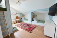 New! Refreshed modern coastal retreat in Duck!