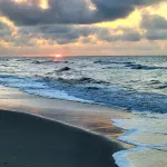 Romantic 14th Floor w/ a Wow View! Oceanfront King - Full Condo, Pools, Hot Tubs - Romantic