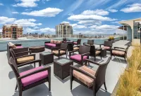 Club Wyndham Inn at the Park