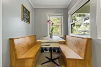 {Cheryl's Blackstone Retreat} A quiet place with ultimate convenience to explore