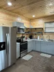 Rattletrap Cabin - 3bed/2bath Hotels in Scottsboro