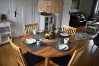 Vacation home Auf Pötsch Cozy vacation home with garden Hotels in Minderlittgen