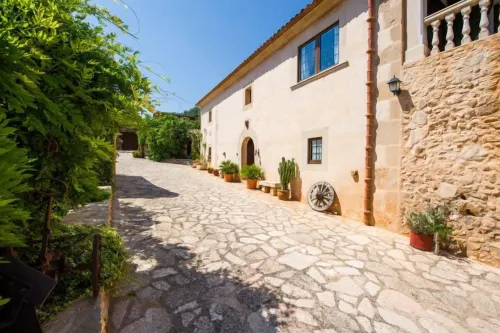 Spectacular house for 10 people with air conditioning, private pool, wifi Hotels in Felanitx