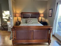 Elegant & Modern Carriage House at Twin Maple Farm