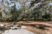 Coastal Charm - close to the beach & downtown Ocean Springs! With golf cart!!!