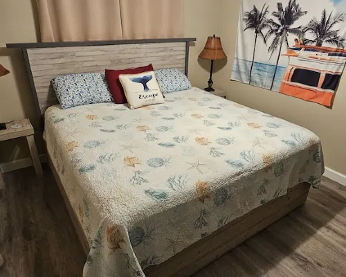 Sunshine Daydream in the heart of Flagler Beach Hotels in Flagler Beach