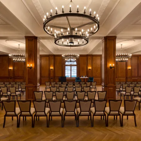 Hotel Saranac, Curio Collection by Hilton