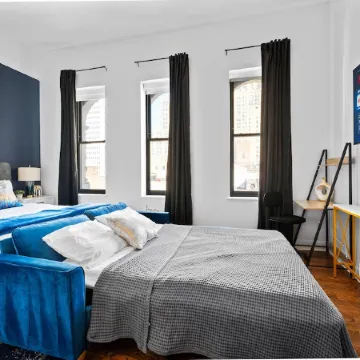 Open space lux studio near EWR - 1 min walk to Prudential