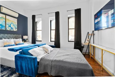 Open space lux studio near EWR - 1 min walk to Prudential Hotels in Downtown Newark