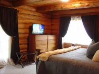Quintessential Riverfront Montana Log Home Experience Hotels in Lincoln County