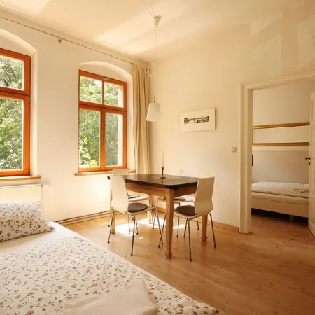 Stylishly furnished vacation apartment in Dresden including bicycles, close to the city center