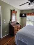 Cozy, Fully Furnished Mountain Retreat – Perfect for Nature Lovers!