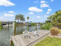Water Front Home Island Paradise, come explore true tranquility. Hotels in Apollo Beach