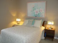 Private Cottage Getaway. Close to the   River & downtown River District. 페기 공항 주변 호텔
