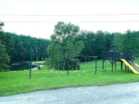 Three A-frame Cabins, a provate Pond, row boats!