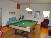 Acorn Timbers Apartment - Lakefront apartment with pier on Lake O' the Pines.