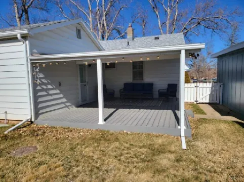 Fantastic 1950s Retro Home - Close to downtown - Quiet Neighborhood