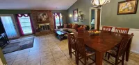 Family-sized home with quick access to the loop!!